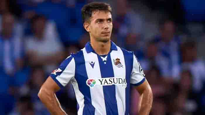 Martin Zubimendi Ungkap Alasan Pilih Bertahan di Real Sociedad